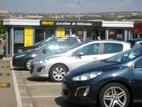 Hertz car hire