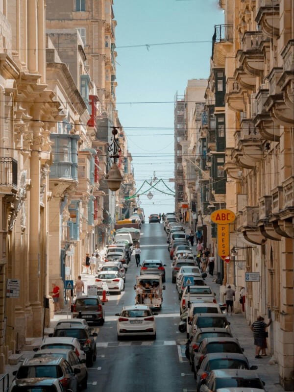 Malta-traffic-cars