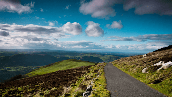 Hiring a Car in Ireland: Prices, Tips, and Everything You Need to Know