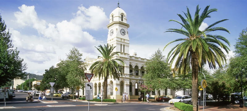 Φτηνές Ενοικίαση αυτοκινήτων σε Τάμγουορθ  Αεροδρόμιο