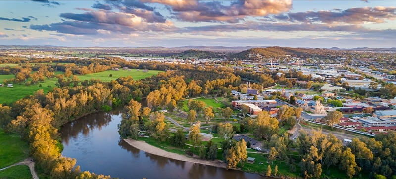 Φτηνές Ενοικίαση αυτοκινήτων σε Ουάγκα Ουάγκα  Αεροδρόμιο