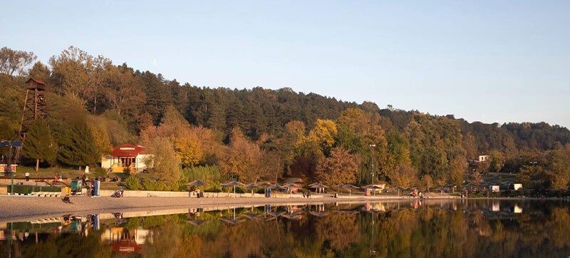 Ενοικίαση αυτοκινήτων σε Τούζλα