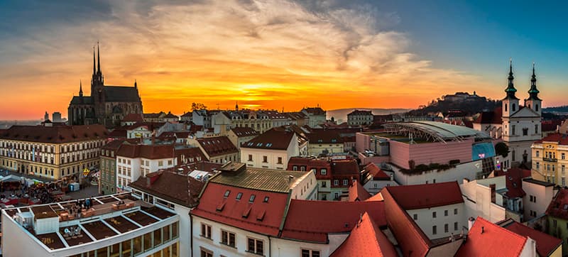 Φτηνές Ενοικίαση αυτοκινήτων σε Μπρνο Αεροδρόμιο