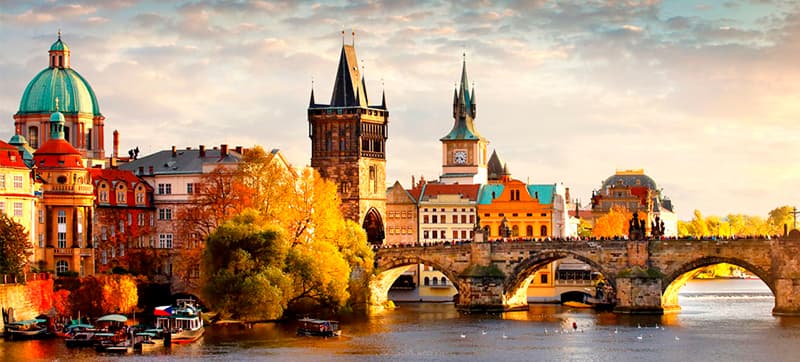 Φτηνές Ενοικίαση αυτοκινήτων σε Πράγα Αεροδρόμιο