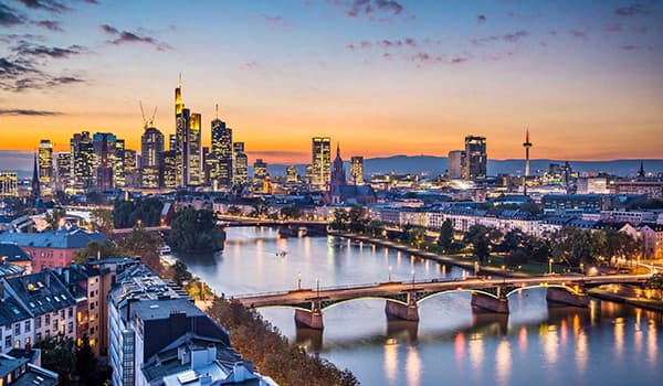 Ενοικίαση αυτοκινήτων σε Φρανκφούρτη επί του Μάιν