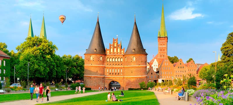 Φτηνές Ενοικίαση αυτοκινήτων σε Λύμπεκ Αεροδρόμιο