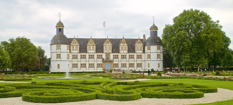 Φτηνές Ενοικίαση αυτοκινήτων σε Πάντερμπορν-Λίπστατ Αεροδρόμιο