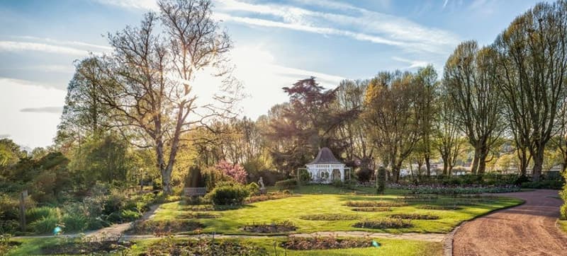 Φτηνές Ενοικίαση αυτοκινήτων σε Τσβάιμπρυκεν Αεροδρόμιο