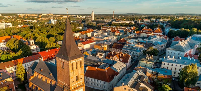 Φτηνές Ενοικίαση αυτοκινήτων σε Τάρτου Αεροδρόμιο