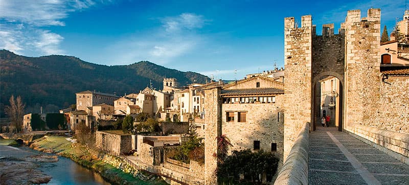 Ενοικίαση αυτοκινήτων σε Χιρόνα