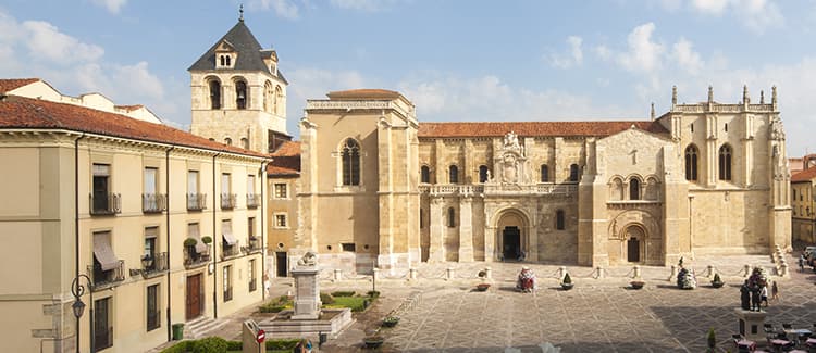 Φτηνές Ενοικίαση αυτοκινήτων σε Λεόν Αεροδρόμιο