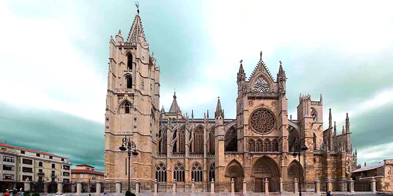 Ενοικίαση αυτοκινήτων σε Λεόν