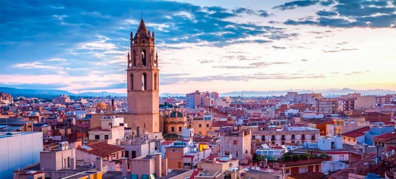 Ventajas de Alquilar un Coche en Reus 