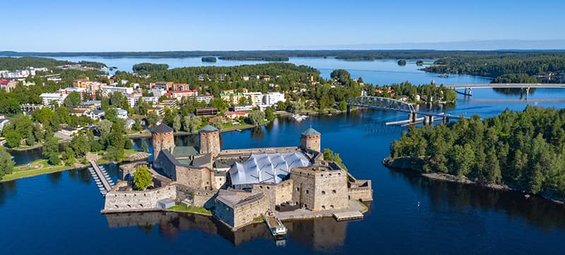 Φτηνές Ενοικίαση αυτοκινήτων σε Σαβονλίνα Αεροδρόμιο