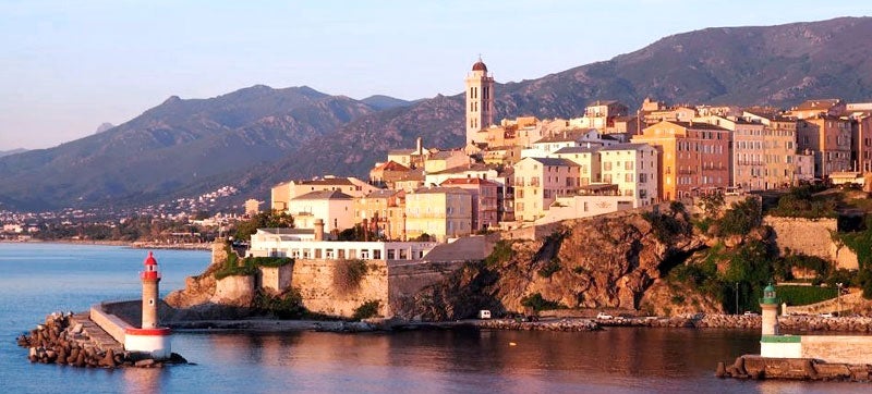 Φτηνές Ενοικίαση αυτοκινήτων σε Κορσική, Μπαστιά Αεροδρόμιο