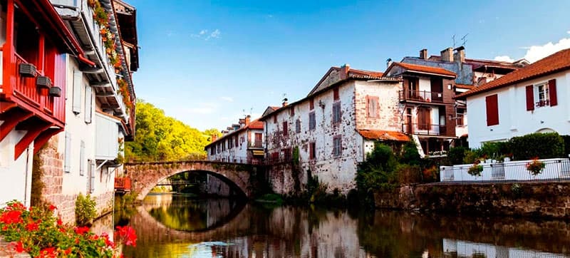 Φτηνές Ενοικίαση αυτοκινήτων σε Μπιαρίτς Αεροδρόμιο