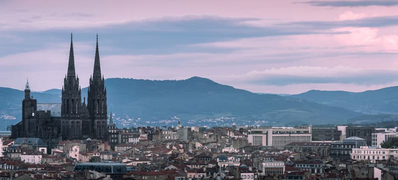 Φτηνές Ενοικίαση αυτοκινήτων σε Κλερμόν-Φεράν Αεροδρόμιο