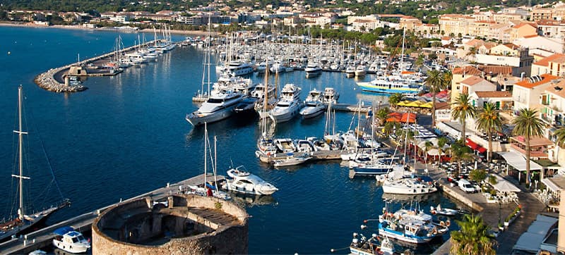 Ενοικίαση αυτοκινήτων σε Κορσική, Καλβί