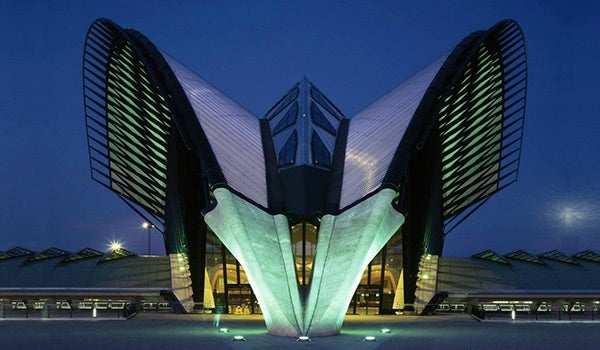 Φτηνές Ενοικίαση αυτοκινήτων σε Λυών Σαιντ Εξυπερύ Αεροδρόμιο