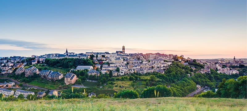 Φτηνές Ενοικίαση αυτοκινήτων σε Ροντέζ Αεροδρόμιο