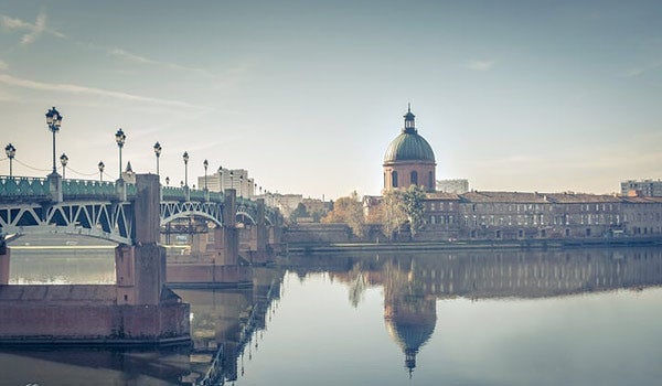 Γιατί να νοικιάσετε αυτοκίνητο στην Τουλούζη;