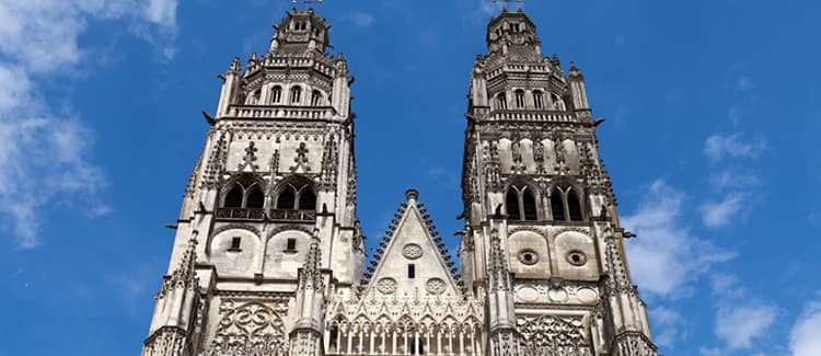 Φτηνές Ενοικίαση αυτοκινήτων σε Τουρ Αεροδρόμιο