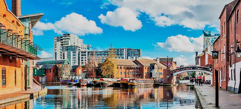 Γιατί να νοικιάσετε αυτοκίνητο στο Μπέρμιγχαμ;