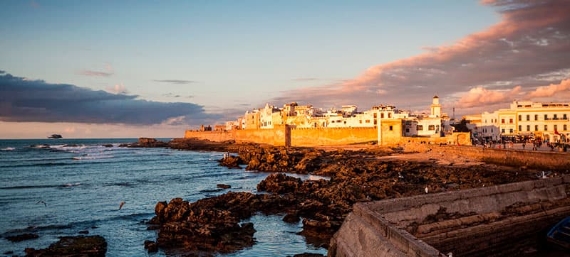 Φτηνές Ενοικίαση αυτοκινήτων σε Εσαουίρα Αεροδρόμιο