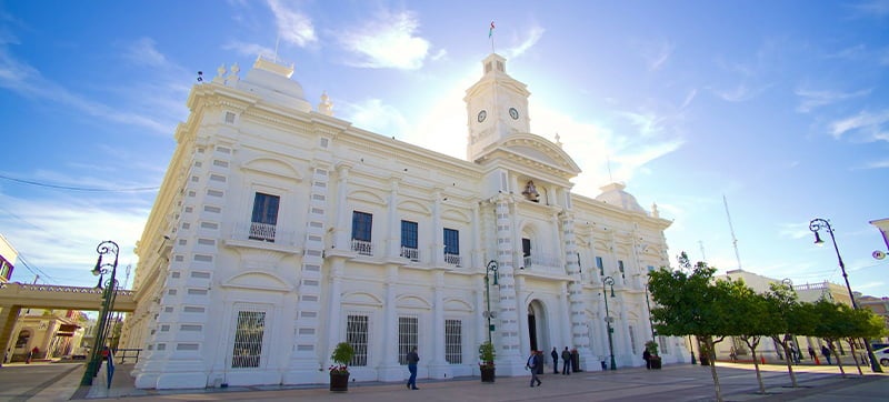 Φτηνές Ενοικίαση αυτοκινήτων σε Ερμοσίγιο Αεροδρόμιο