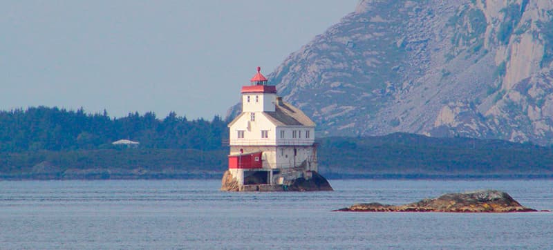 Φτηνές Ενοικίαση αυτοκινήτων σε Φλόρο Αεροδρόμιο