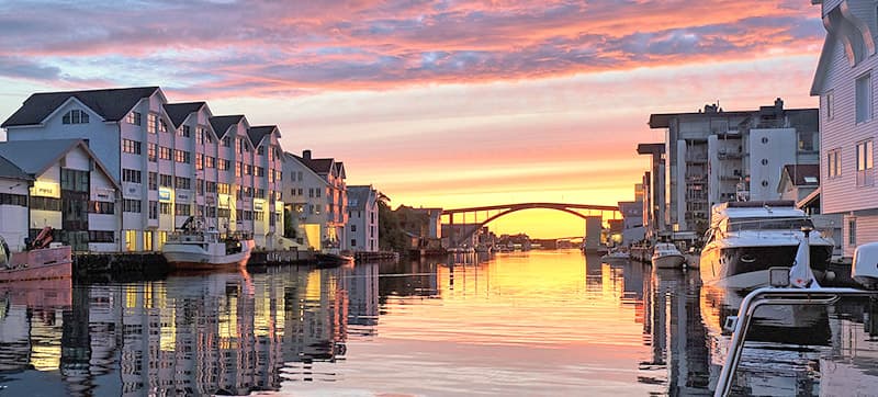 Φτηνές Ενοικίαση αυτοκινήτων σε Χάουγκεσουντ Αεροδρόμιο