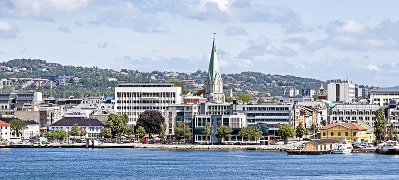 Φτηνές Ενοικίαση αυτοκινήτων σε Κρίστιανσουντ Αεροδρόμιο