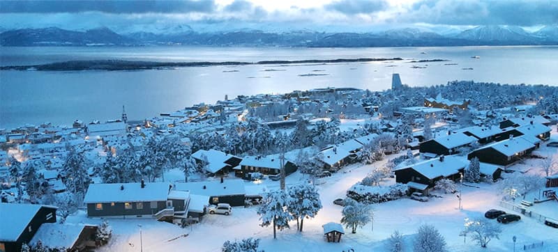 Φτηνές Ενοικίαση αυτοκινήτων σε Μόλντε Αεροδρόμιο