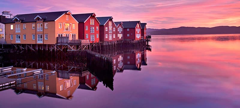 Φτηνές Ενοικίαση αυτοκινήτων σε Νάμσος Αεροδρόμιο