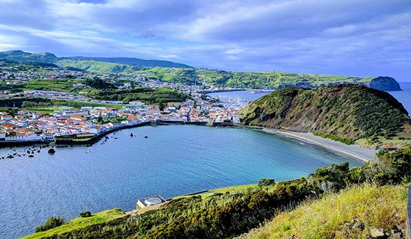 Ενοικίαση αυτοκινήτων σε Φαϊάλ