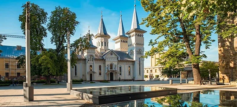 Ενοικίαση αυτοκινήτων σε Μπάια Μάρε