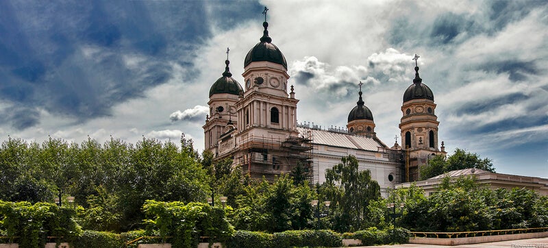 Φτηνές Ενοικίαση αυτοκινήτων σε Ιάσιο Αεροδρόμιο