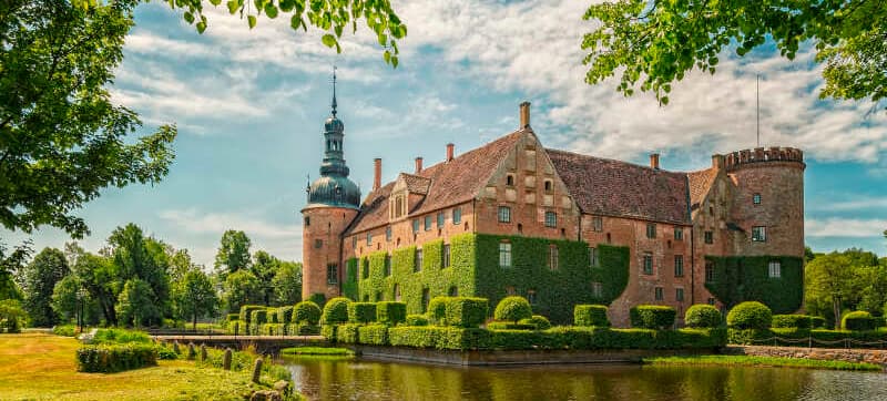 ¿Por qué Alquilar un Coche en Kristianstad con CarJet?