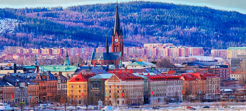 Φτηνές Ενοικίαση αυτοκινήτων σε Σούντσβαλ Αεροδρόμιο