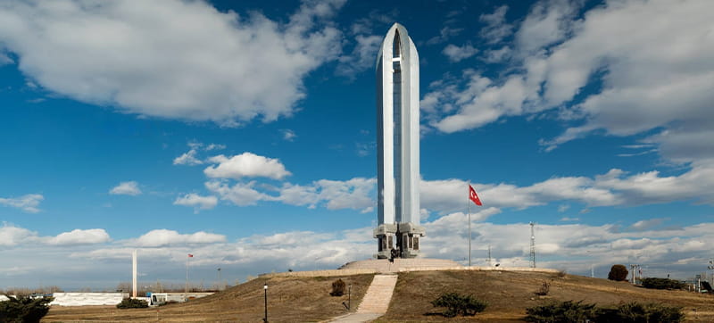 Φτηνές Ενοικίαση αυτοκινήτων σε Ιγκντίρ Αεροδρόμιο