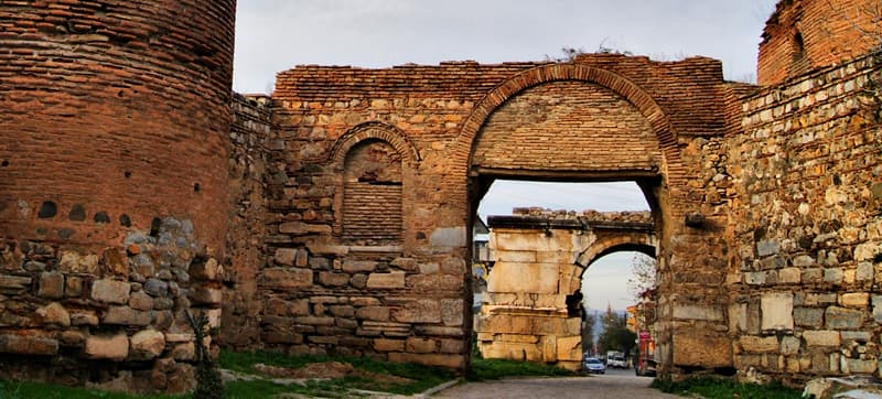 Φτηνές Ενοικίαση αυτοκινήτων σε Προύσα Γενισεχίρ Αεροδρόμιο