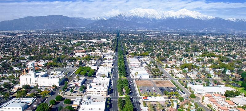 Φτηνές Ενοικίαση αυτοκινήτων σε Οντάριο Αεροδρόμιο