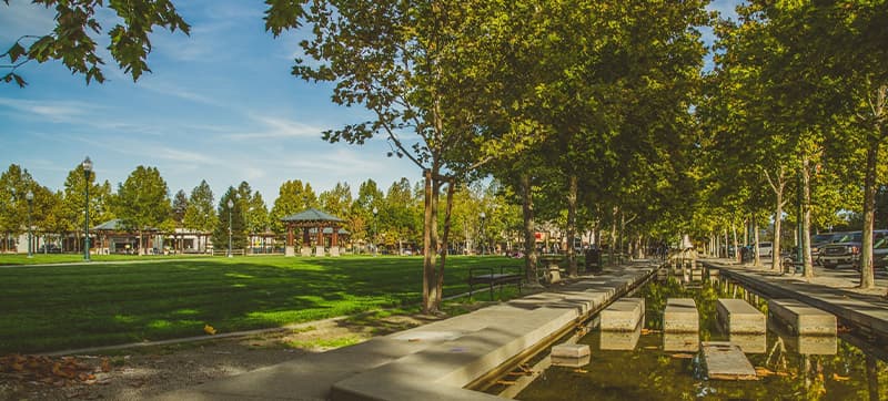 Φτηνές Ενοικίαση αυτοκινήτων σε Τσαρλς Μ. Σουλτς Σονόμα Αεροδρόμιο