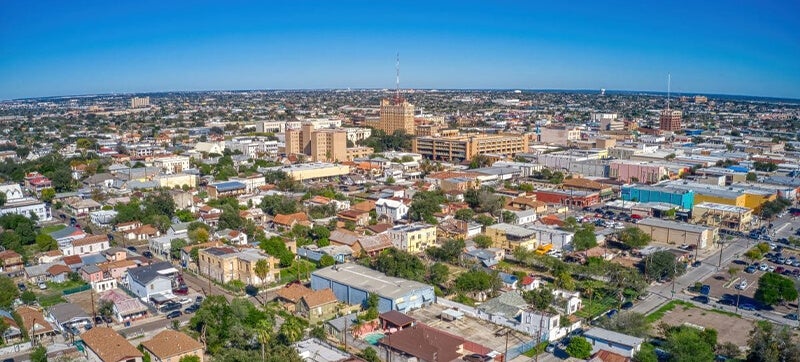 Φτηνές Ενοικίαση αυτοκινήτων σε Λαρέντο Αεροδρόμιο