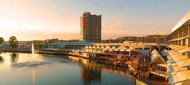 Φτηνές Ενοικίαση αυτοκινήτων σε Μπλουμφοντέιν Αεροδρόμιο