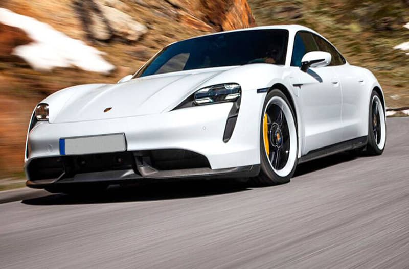 Γιατί να Ενοικιάσετε Ένα Πολυτελές Αυτοκίνητο;